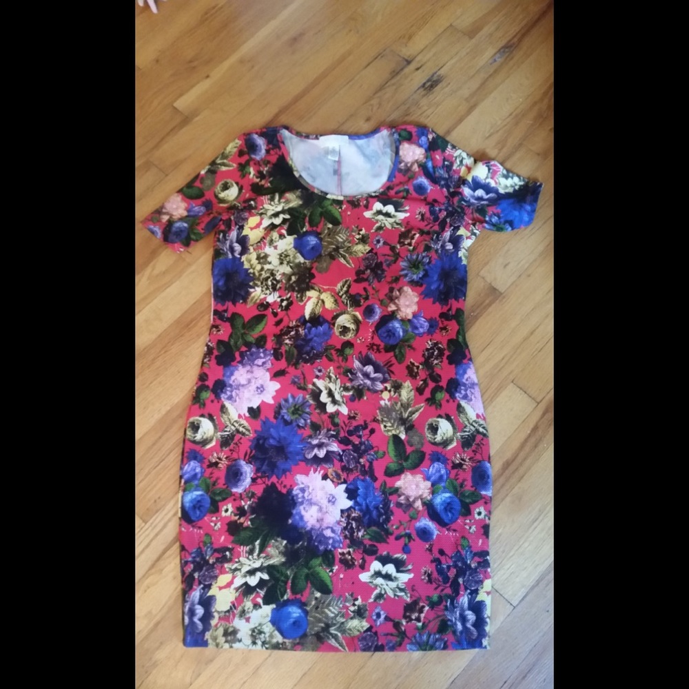 Forever 21 Red Floral Bodycon MIdi Dress